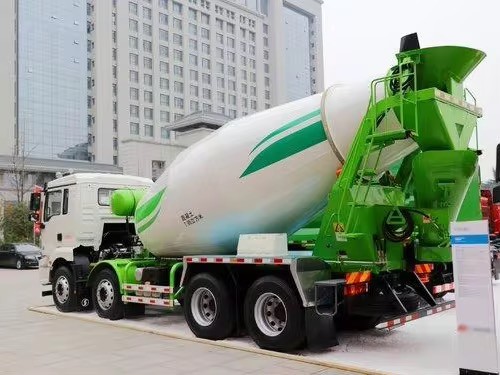 ซีโนทรูค Howo 10M3 รถบรรทุกเครื่องผสมปูนคอนกรีตแบบบรรทุกเอง